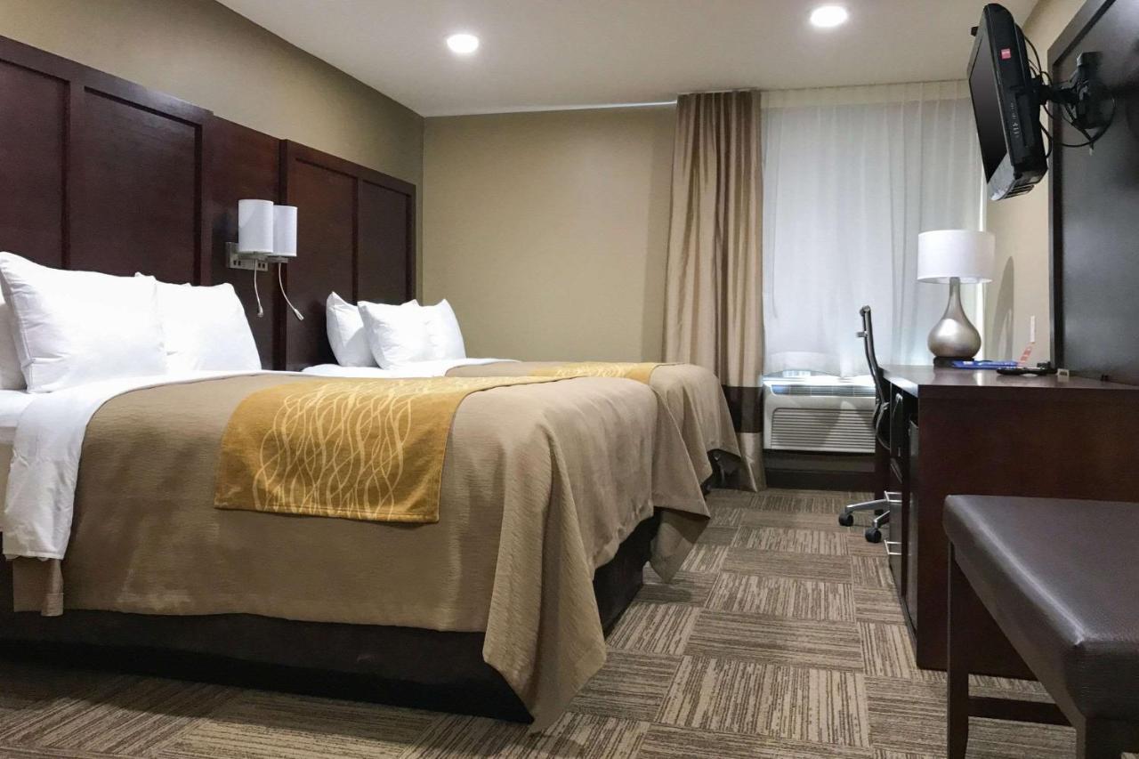 Giles Hotel Inn And Suites Pulaski Экстерьер фото