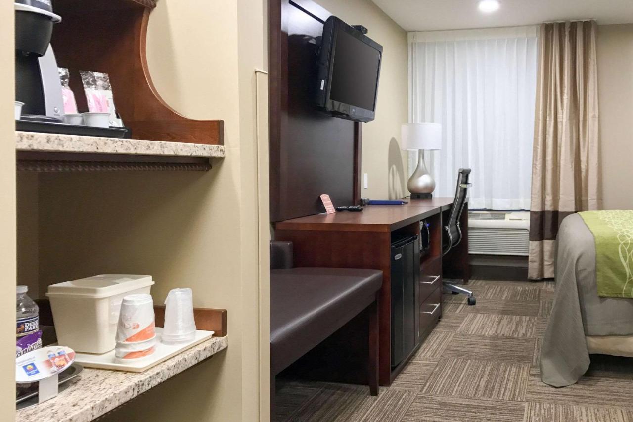 Giles Hotel Inn And Suites Pulaski Экстерьер фото