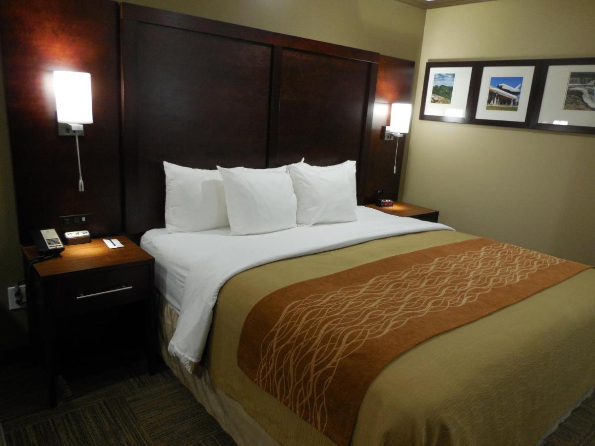 Giles Hotel Inn And Suites Pulaski Экстерьер фото