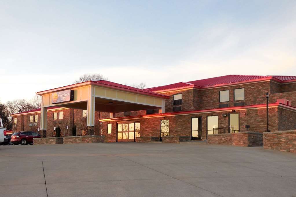 Giles Hotel Inn And Suites Pulaski Экстерьер фото