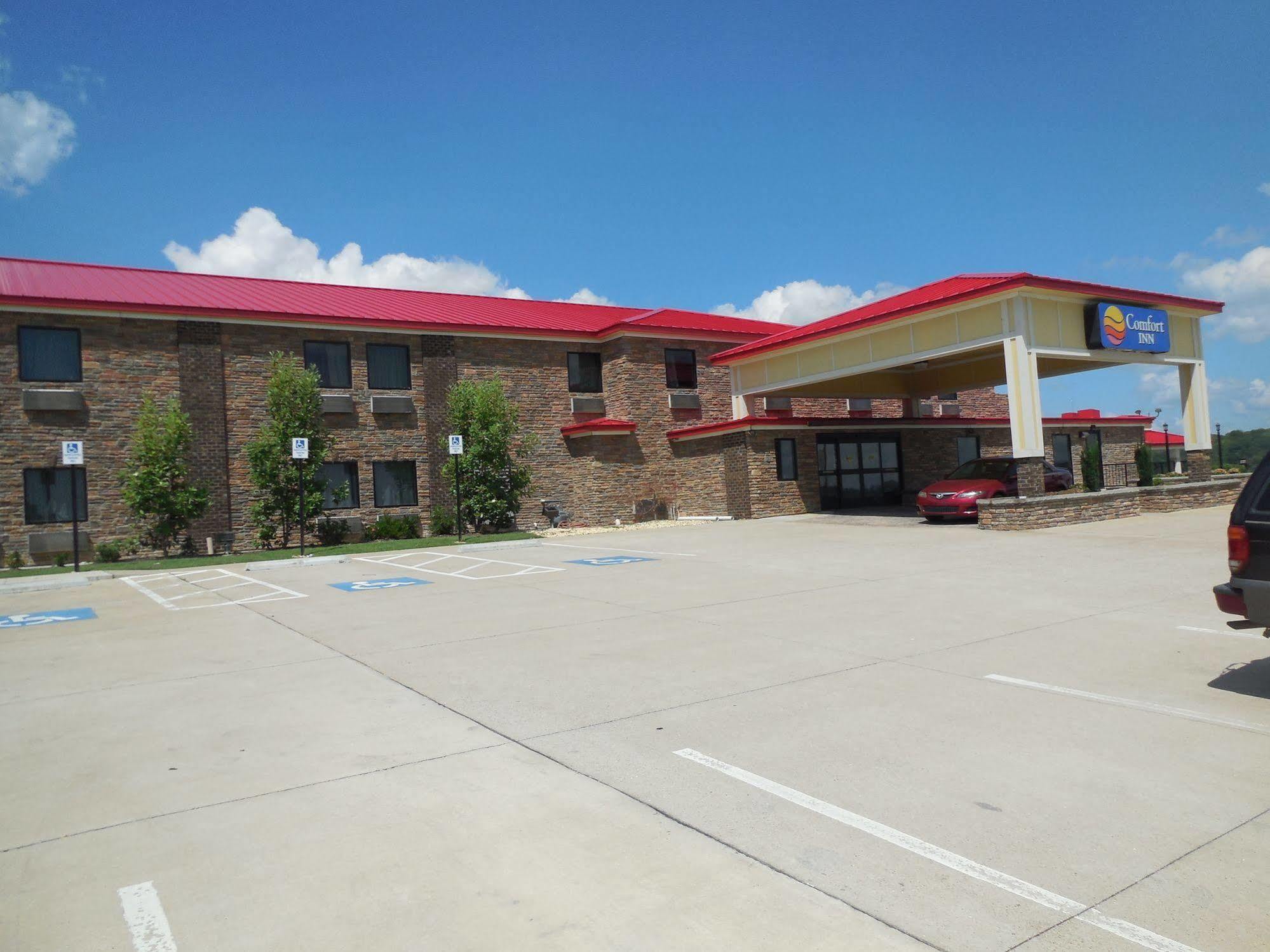 Giles Hotel Inn And Suites Pulaski Экстерьер фото